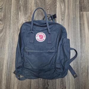 Fjallraven Kanken Classic Backpack Black Laptop School Bag Swedish Outdoors